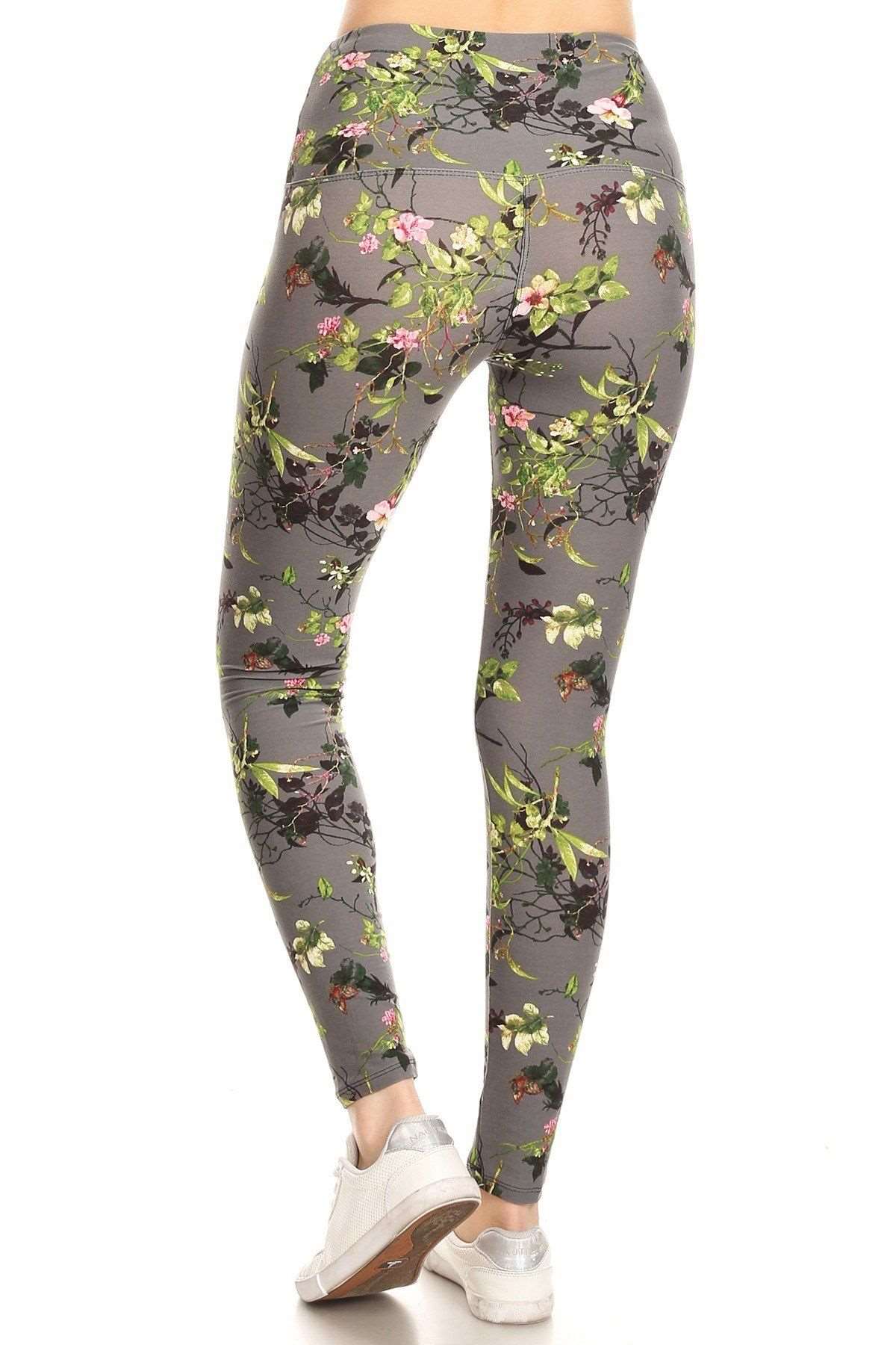 5-inch Long Yoga Style Banded Lined Floral Printed Knit Legging With High Waist 5-inch Long Yoga Style Banded Lined Floral Printed Knit Legging With High Waist - M&R CORNER M&R CORNER