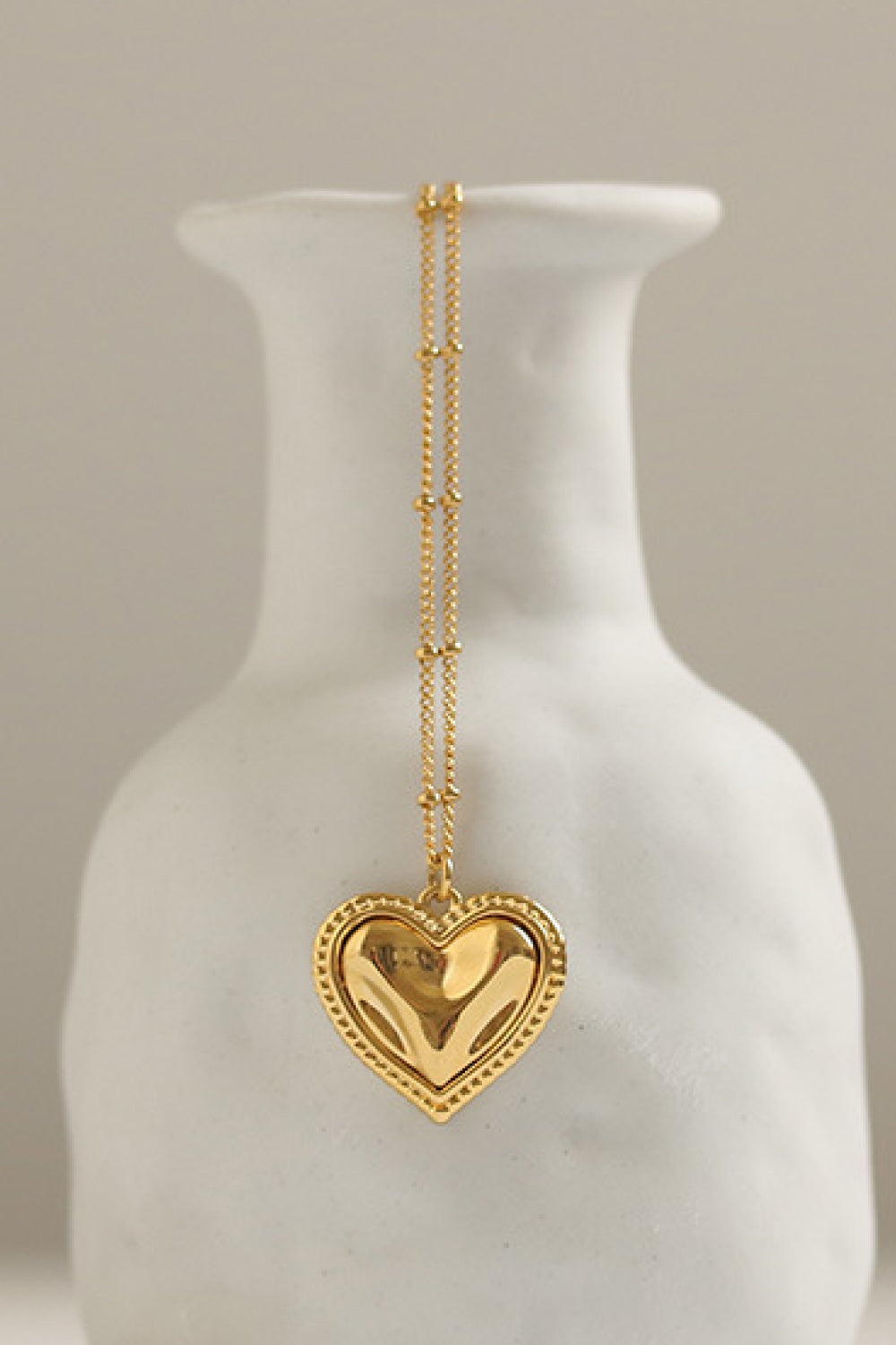 Framed Heart Pendant Necklace Framed Heart Pendant Necklace - M&R CORNER Trendsi
