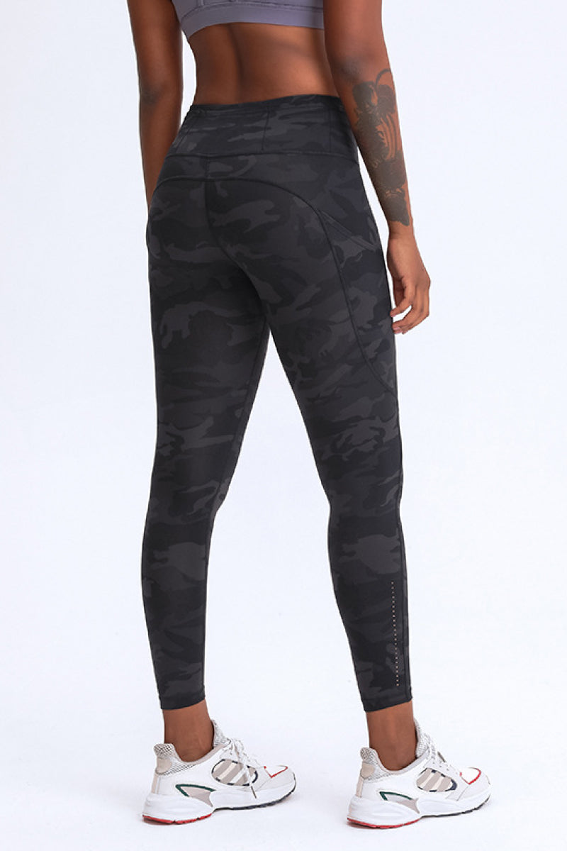 Thigh Pocket Active Leggings Thigh Pocket Active Leggings - M&R CORNERActivewear M&R CORNER Dark Camouflage / 4