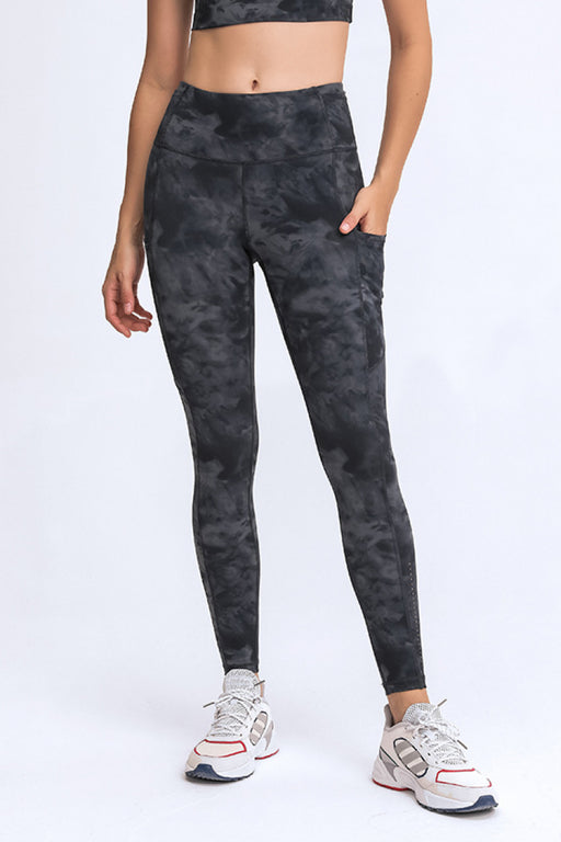 Thigh Pocket Active Leggings Thigh Pocket Active Leggings - M&R CORNERActivewear M&R CORNER Light Camouflage / 4