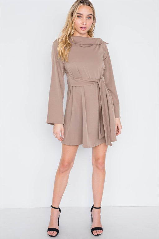 Straight Neck Solid Front-tie Dress Straight Neck Solid Front-tie Dress - M&R CORNER M&R CORNER Mocha / S