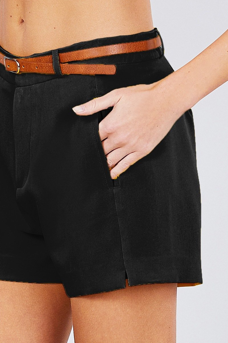 Front Slit Hem W/pocket And Belt Short Pants Front Slit Hem W/pocket And Belt Short Pants - M&R CORNER M&R CORNER