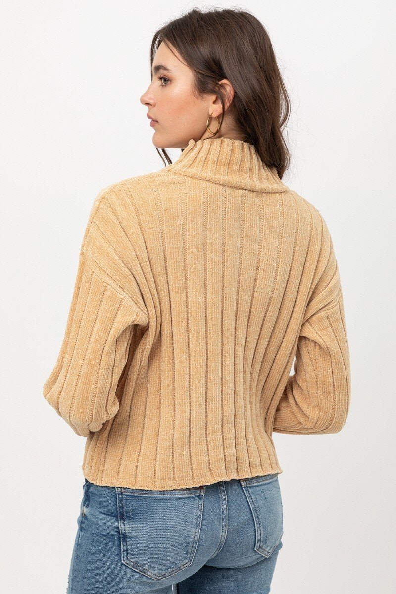 Mini Velvet Chenille Crop Sweater Mini Velvet Chenille Crop Sweater - M&R CORNER M&R CORNER