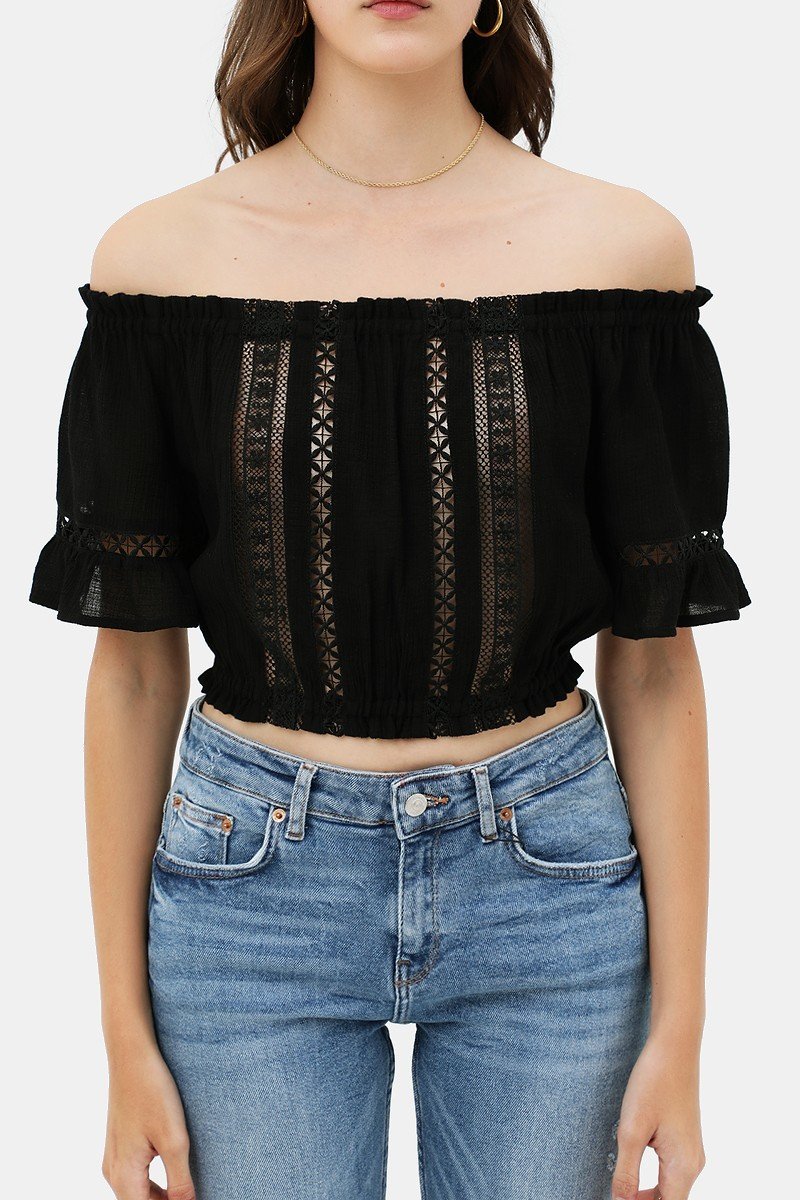 Lace Trim On The Front And Sleeves, Waist Band Cropped Top Lace Trim On The Front And Sleeves, Waist Band Cropped Top - M&R CORNER M&R CORNER