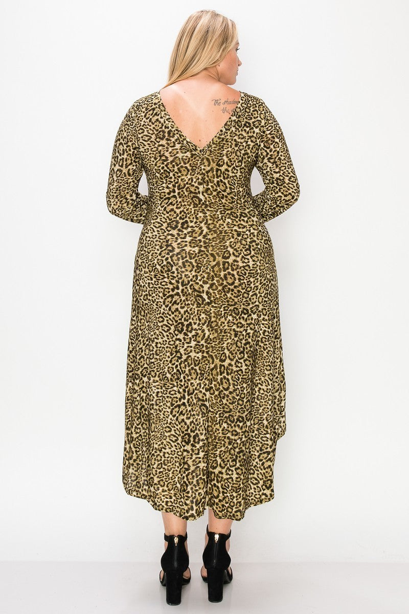 Cheetah Print Dress Featuring A Round Neck Cheetah Print Dress Featuring A Round Neck - M&R CORNER M&R CORNER
